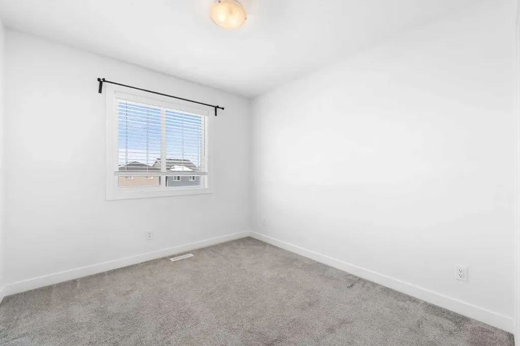 48 Ambleside Crescent NW Calgary AB T3P1S6