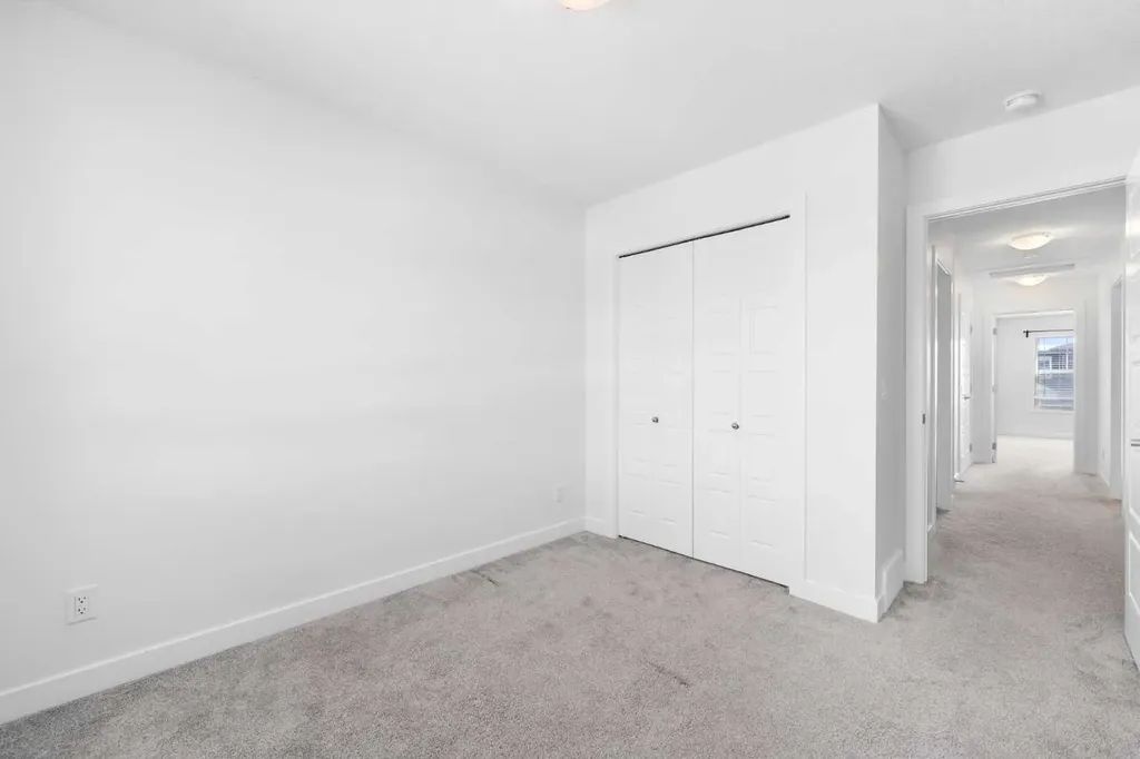 48 Ambleside Crescent NW Calgary AB T3P1S6