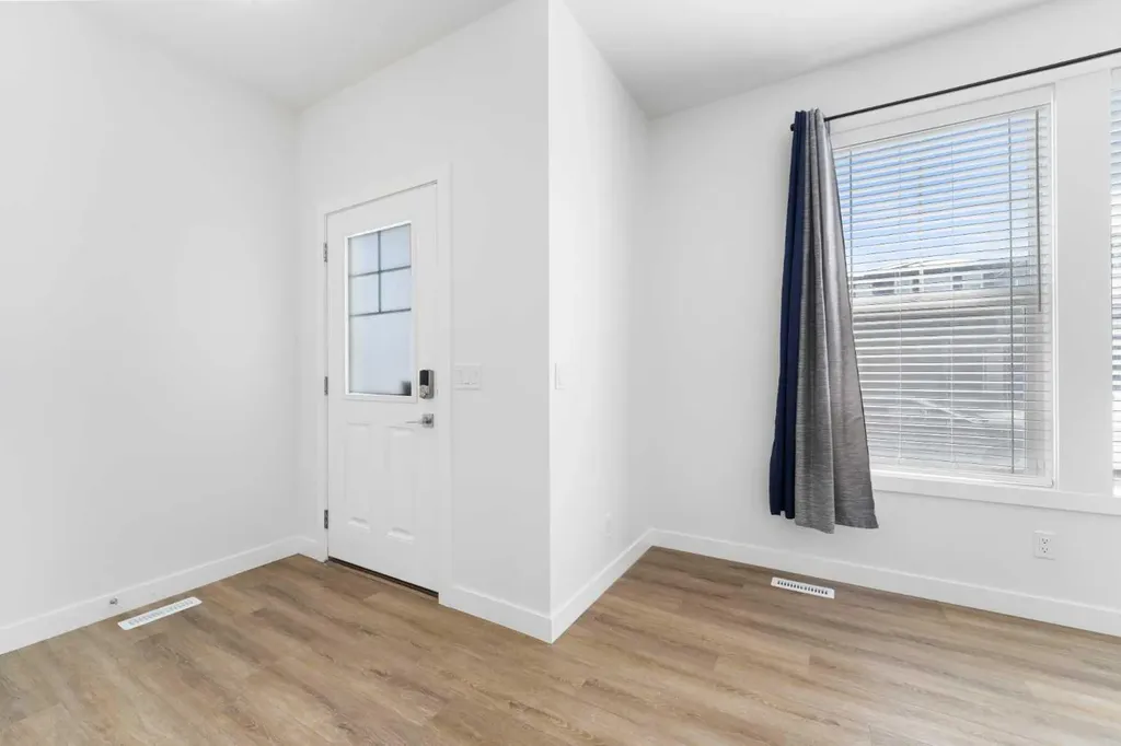 48 Ambleside Crescent NW Calgary AB T3P1S6