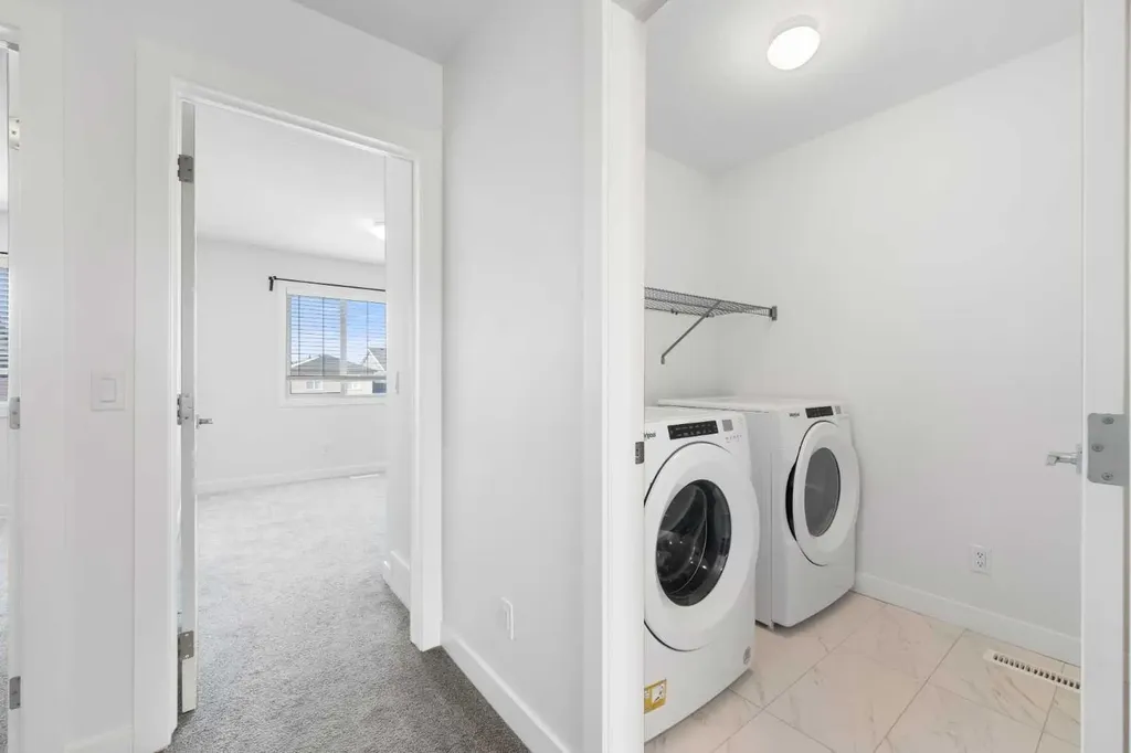 48 Ambleside Crescent NW Calgary AB T3P1S6