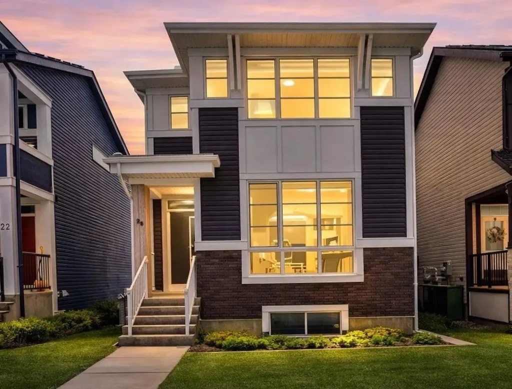 26 Amblehurst Path NW Calgary AB T3P1W8