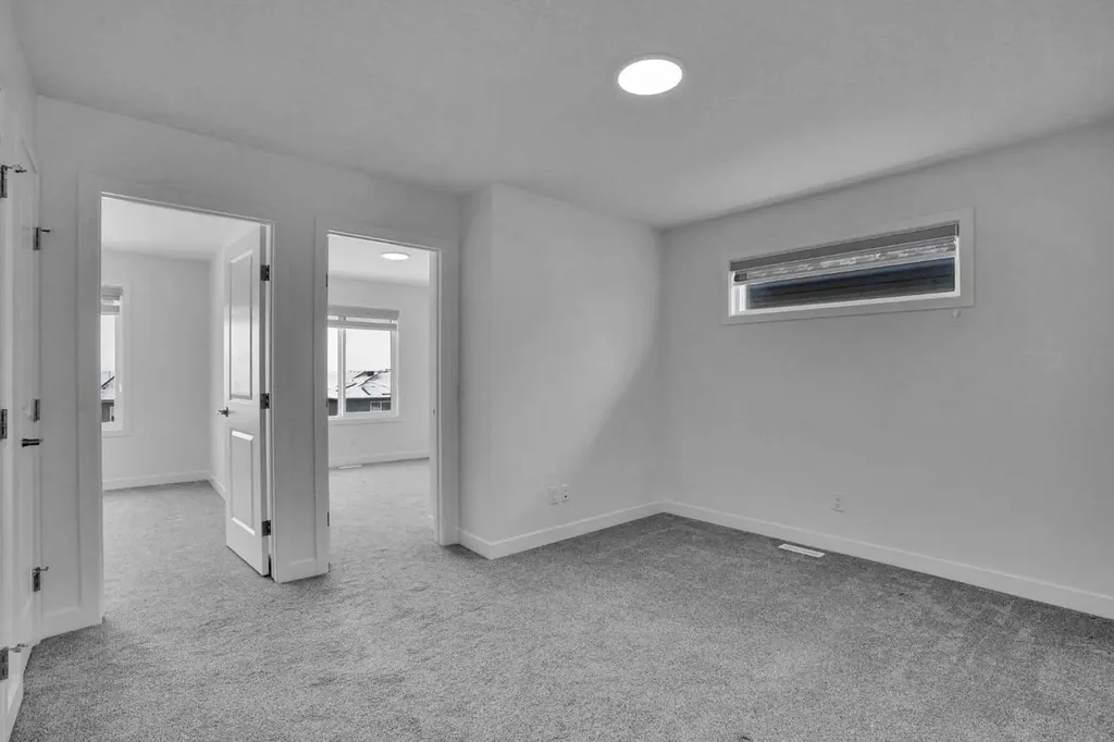 26 Amblehurst Path NW Calgary AB T3P1W8