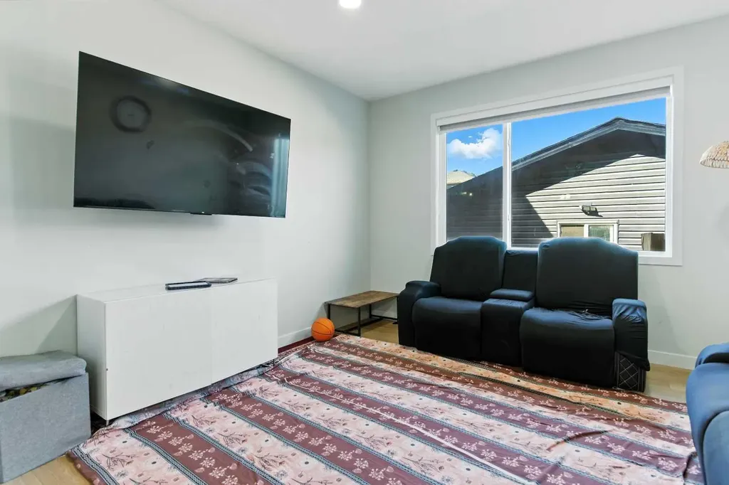 268 Savanna Terrace Calgary AB T3J 4B6