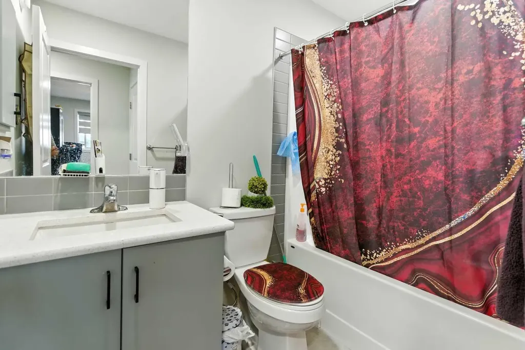 268 Savanna Terrace Calgary AB T3J 4B6