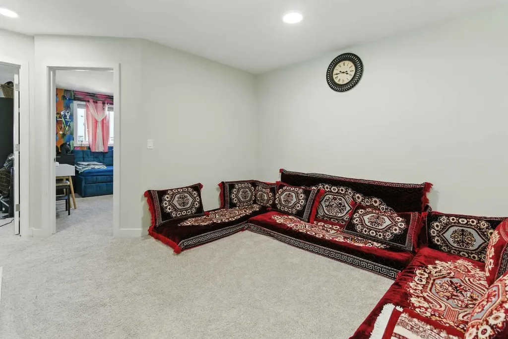 268 Savanna Terrace Calgary AB T3J 4B6