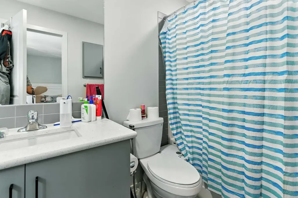 268 Savanna Terrace Calgary AB T3J 4B6
