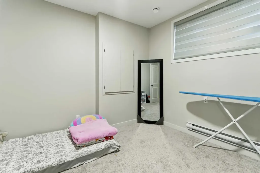 268 Savanna Terrace Calgary AB T3J 4B6