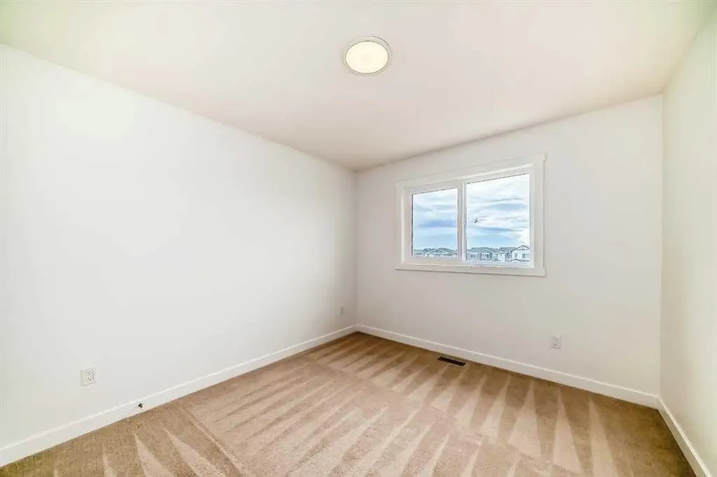145 Chelsea Mews Chestermere AB T1X3H2