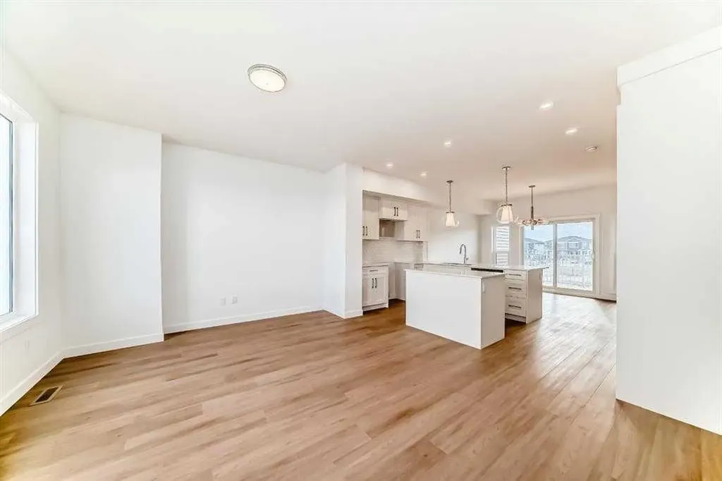 145 Chelsea Mews Chestermere AB T1X3H2
