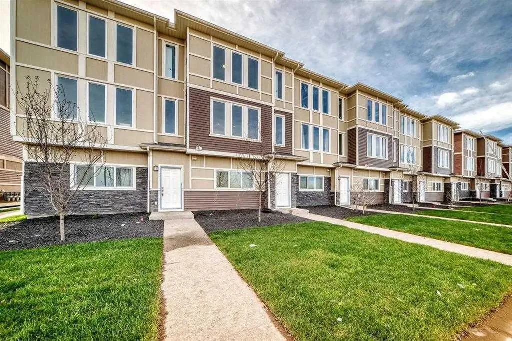 145 Chelsea Mews Chestermere AB T1X3H2