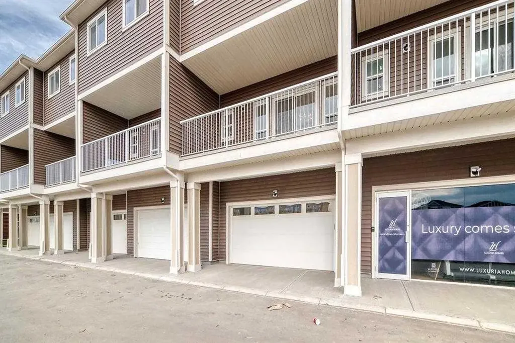 145 Chelsea Mews Chestermere AB T1X3H2