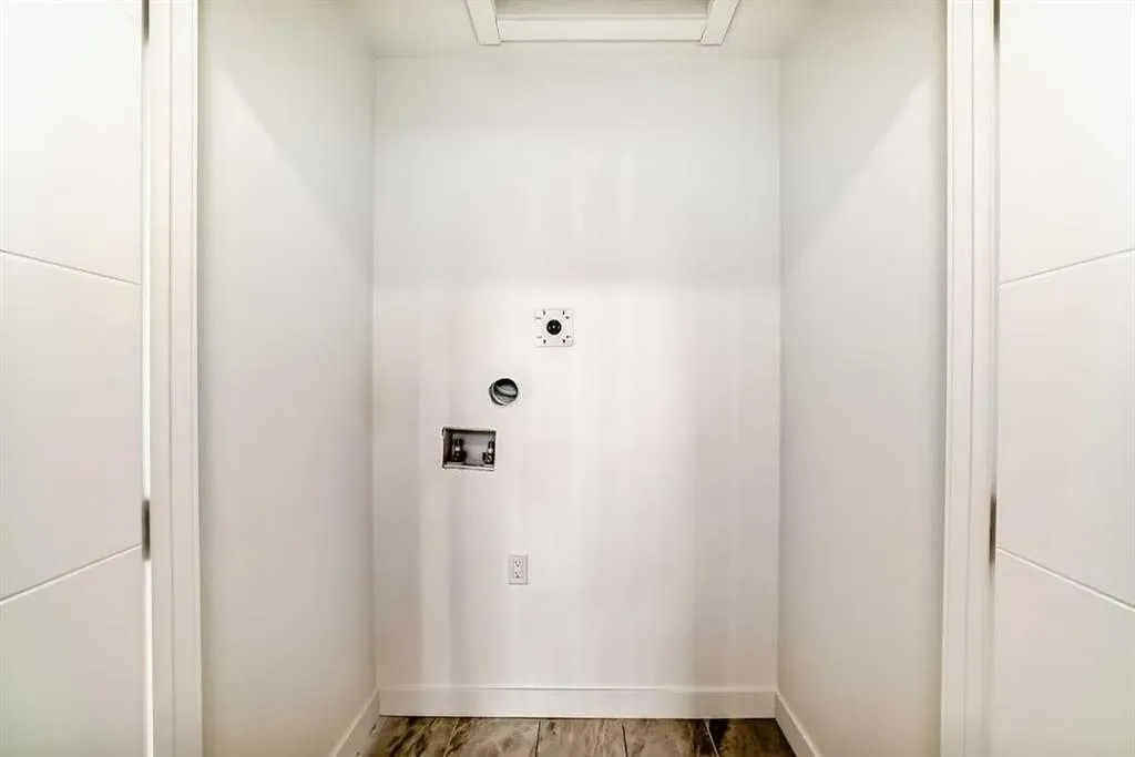 145 Chelsea Mews Chestermere AB T1X3H2