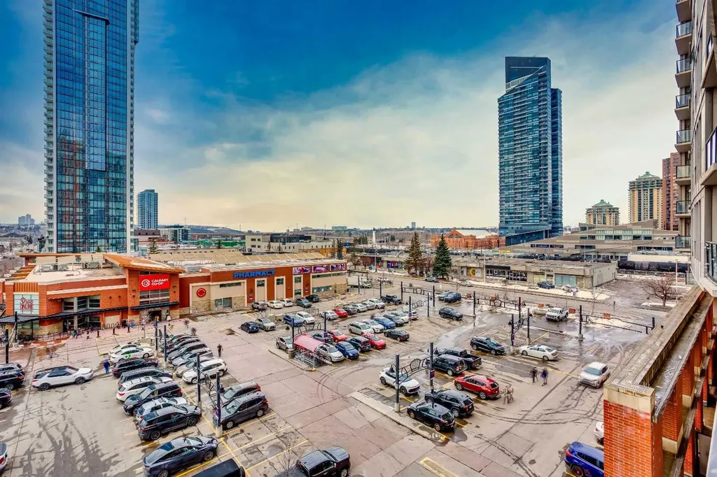 1053 10 Street SW Calgary AB T2R 1S6