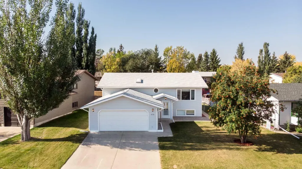 5319 37 Street Innisfail AB T4G 1G4