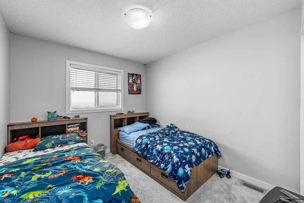 313 Hillcrest Road SW Airdrie AB T4B 4K1