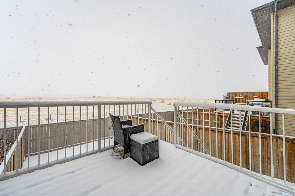 313 Hillcrest Road SW Airdrie AB T4B 4K1