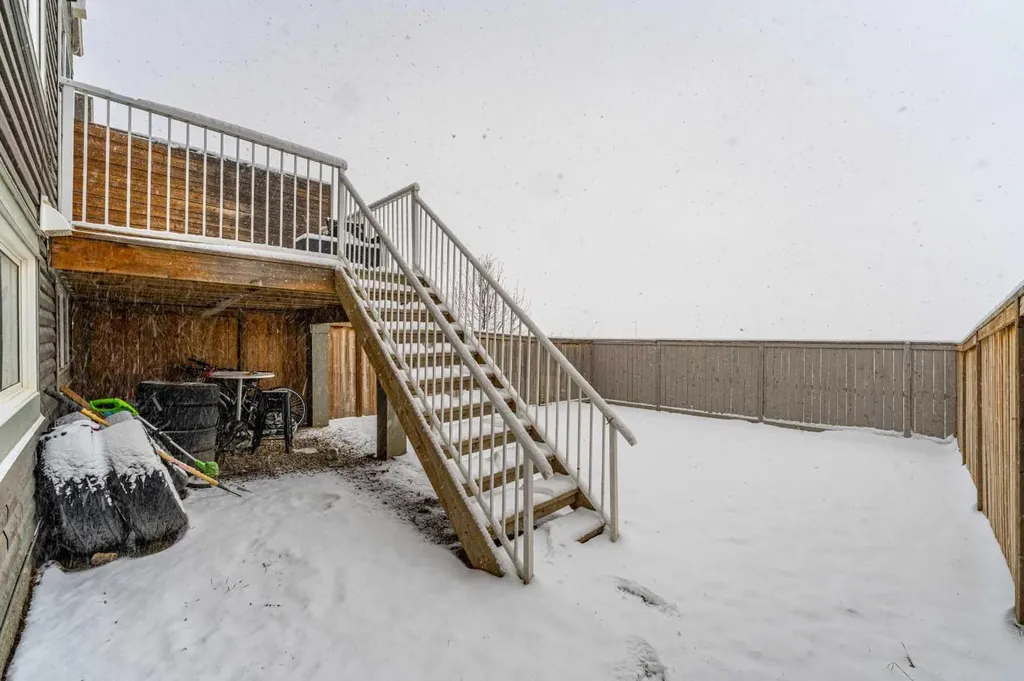 313 Hillcrest Road SW Airdrie AB T4B 4K1