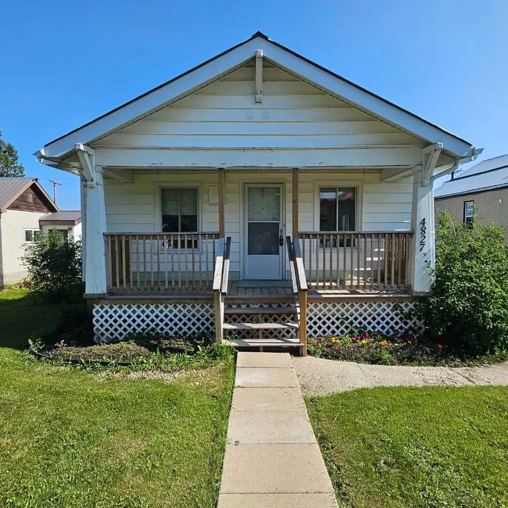 4827 5 Avenue Edson AB T7E 1N8