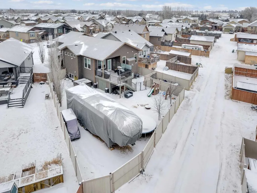 94 Mackenzie Crescent Lacombe AB T4L 0B2