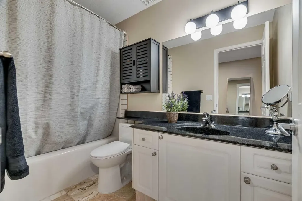 701 Cimarron Close Okotoks AB T1S1X3