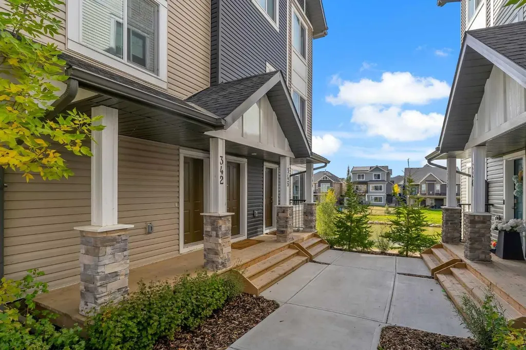 342 Canals SW Airdrie AB T4B 4L3