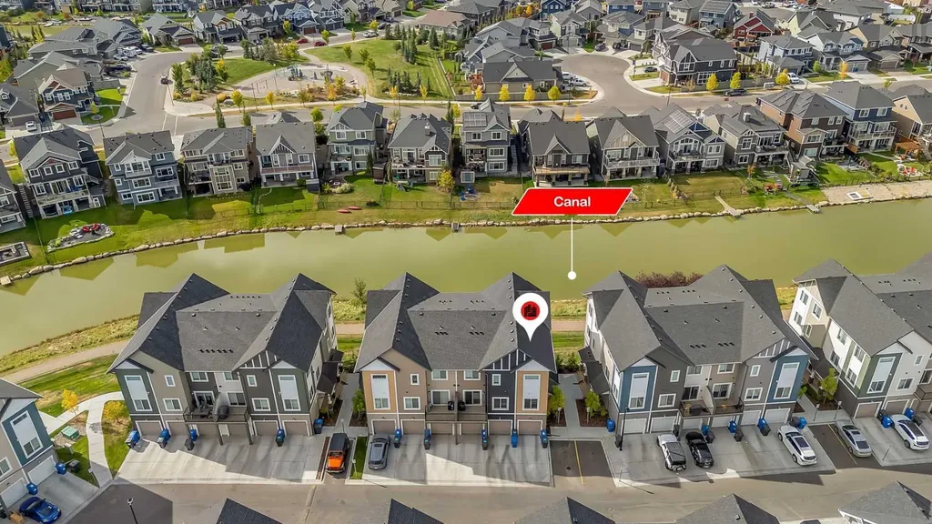 342 Canals Crossing SW Airdrie AB T4B 4L3
