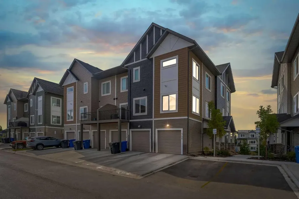 342 Canals SW Airdrie AB T4B 4L3