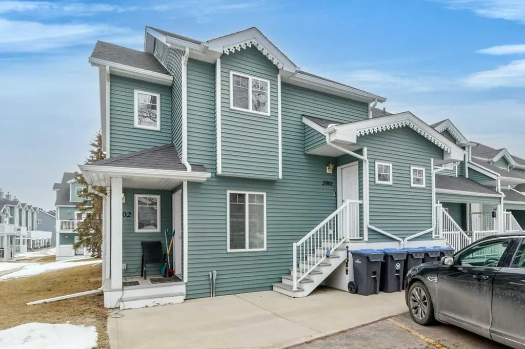 5220 50a Avenue Sylvan Lake AB T4S 1E5