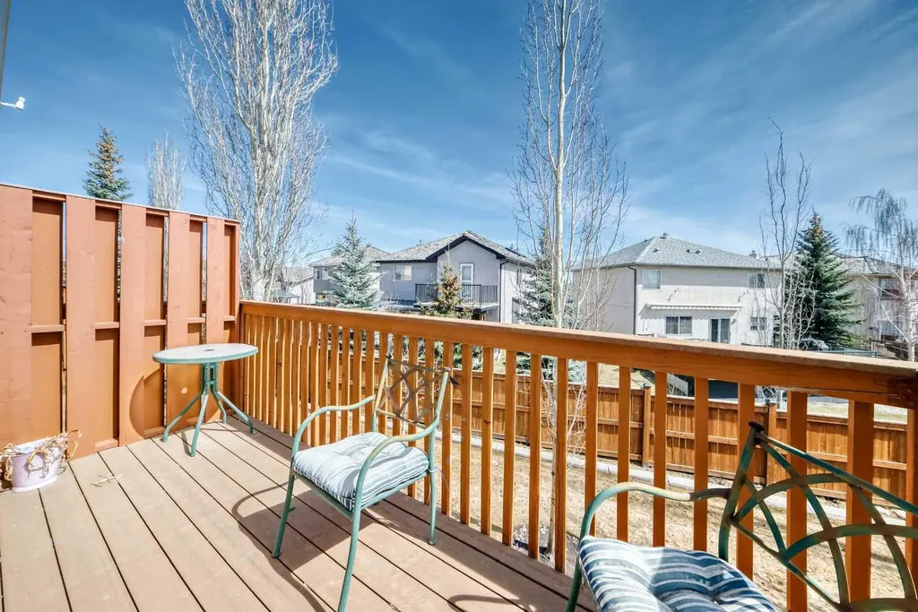 337 Harvest Lake Green NE Calgary AB T3K4R1