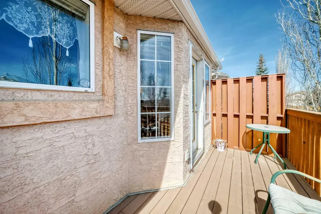 337 Harvest Lake Green NE Calgary AB T3K4R1