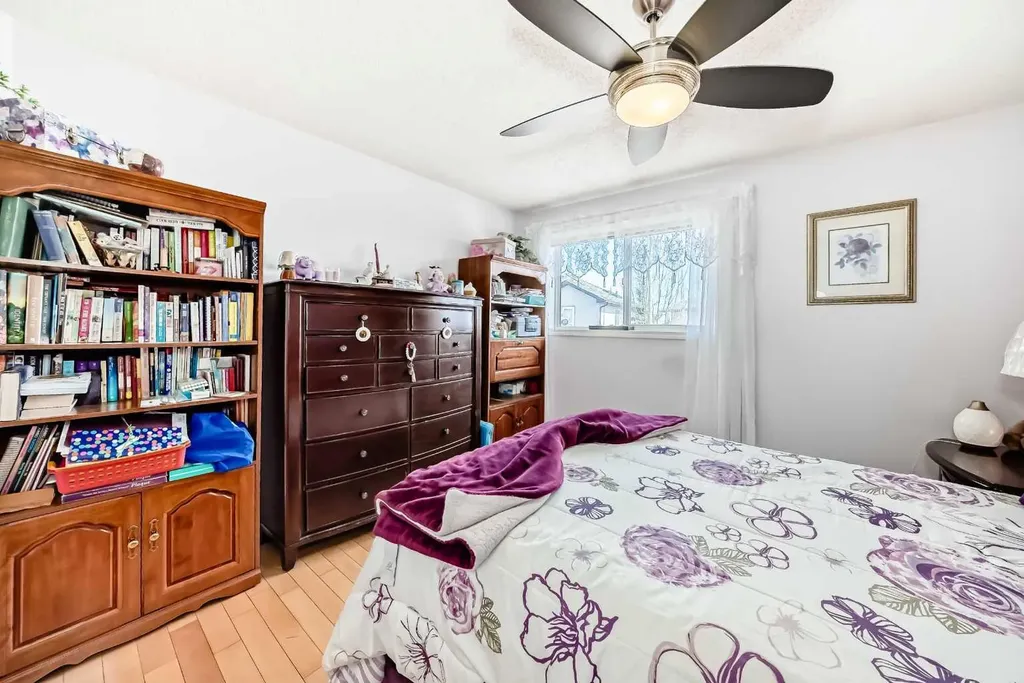 337 Harvest Lake Green NE Calgary AB T3K4R1