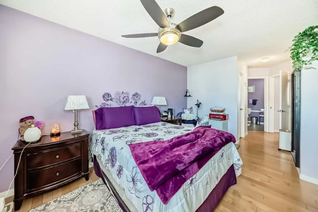 337 Harvest Lake Green NE Calgary AB T3K4R1