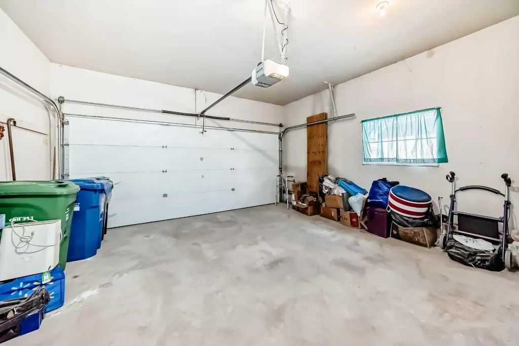 337 Harvest Lake Green NE Calgary AB T3K4R1