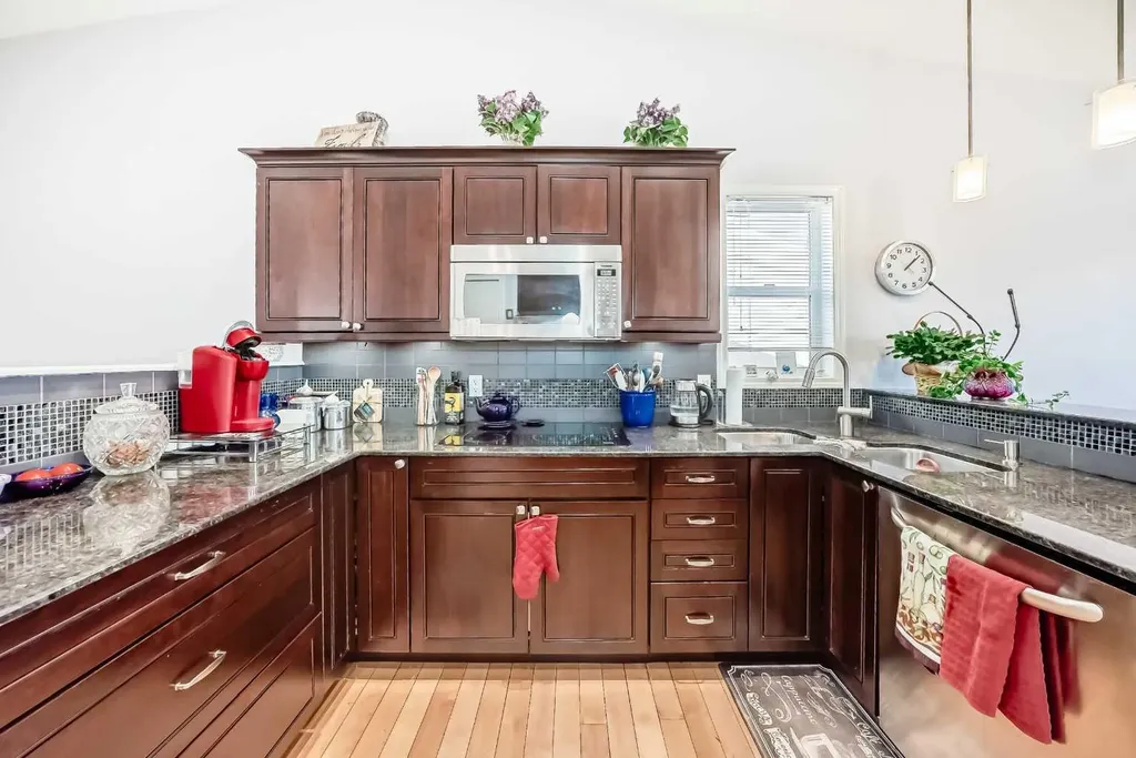 337 Harvest Lake Green NE Calgary AB T3K4R1