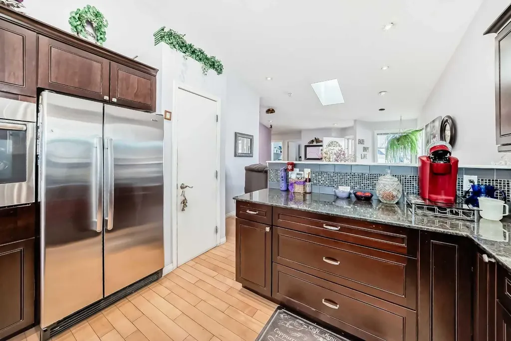 337 Harvest Lake Green NE Calgary AB T3K4R1