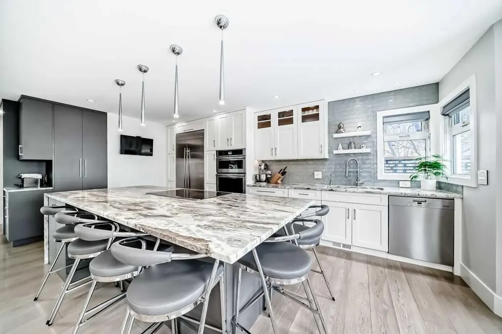 256 Riverside Mews SE Calgary AB T2C 3Y8