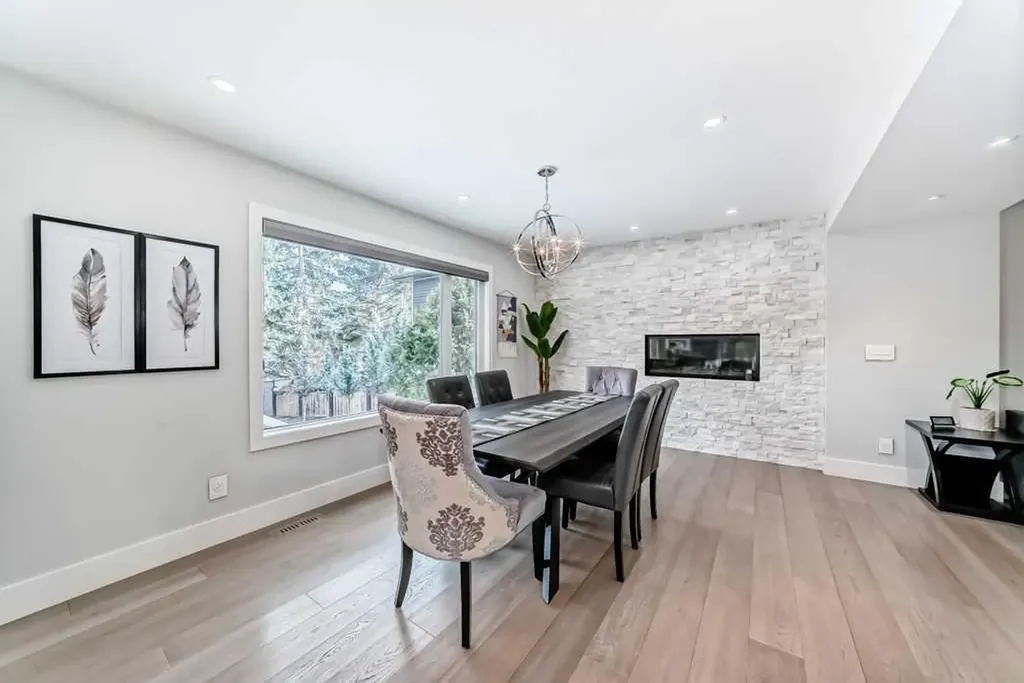 256 Riverside Mews SE Calgary AB T2C 3Y8