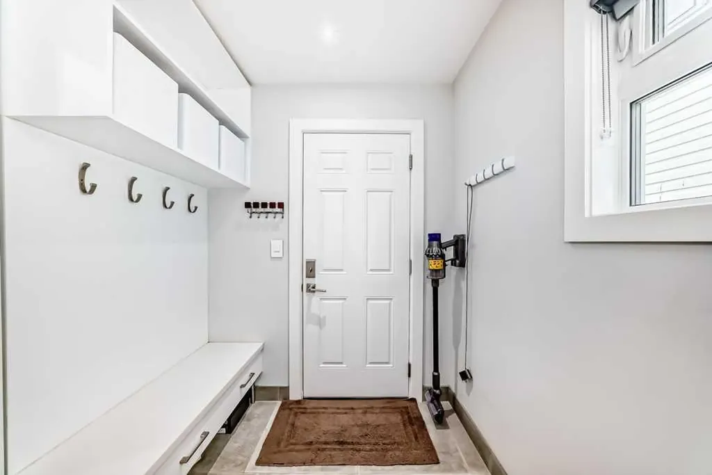 256 Riverside Mews SE Calgary AB T2C 3Y8