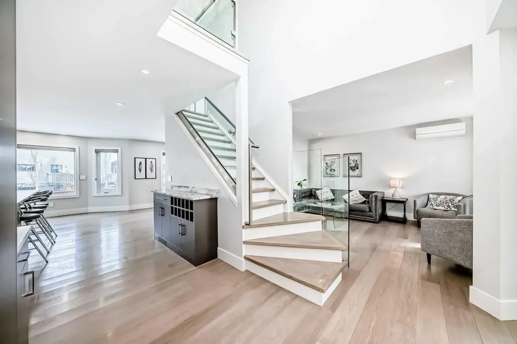 256 Riverside Mews SE Calgary AB T2C 3Y8