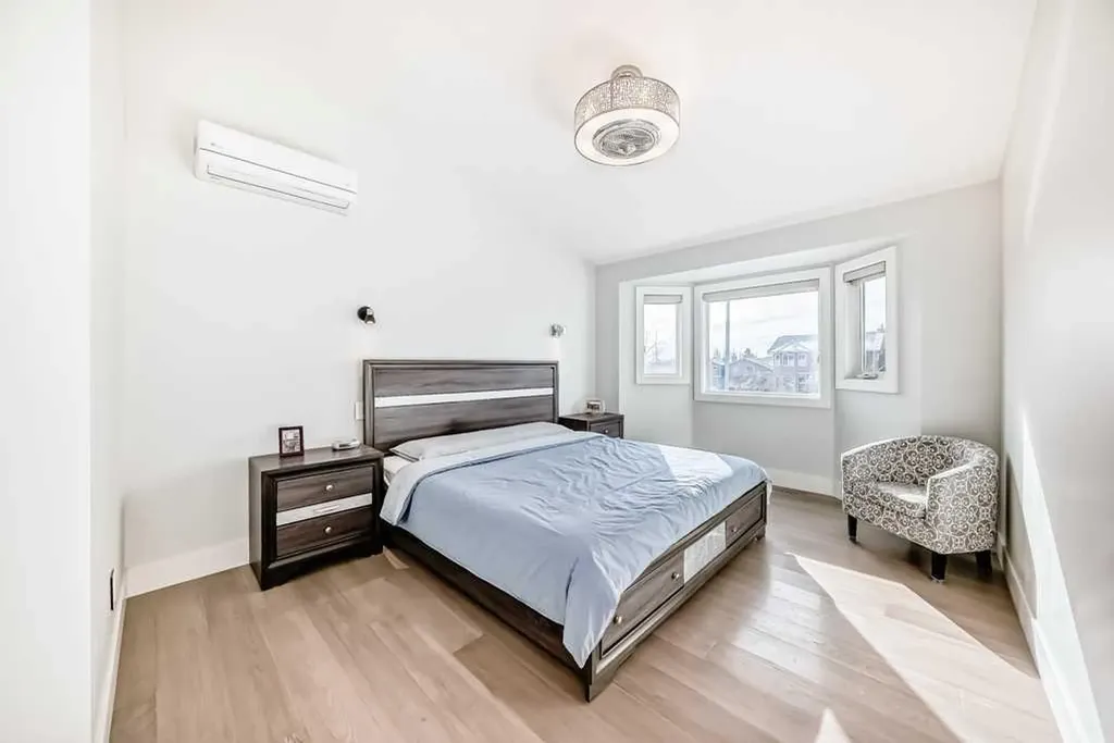 256 Riverside Mews SE Calgary AB T2C 3Y8