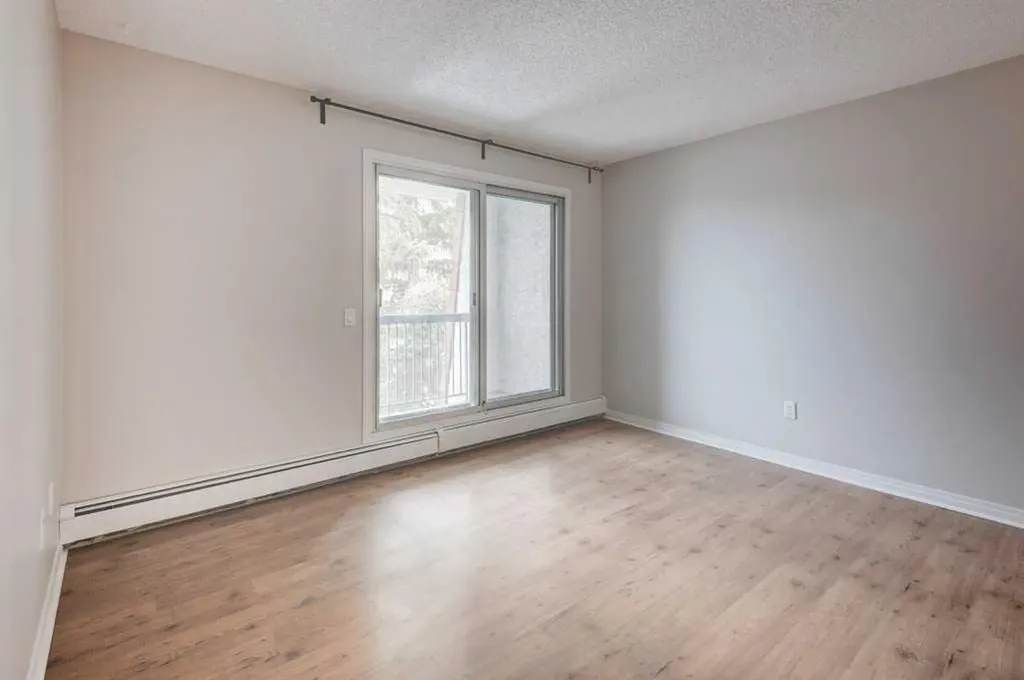 305 25 Avenue SW Calgary AB T2S 0L3