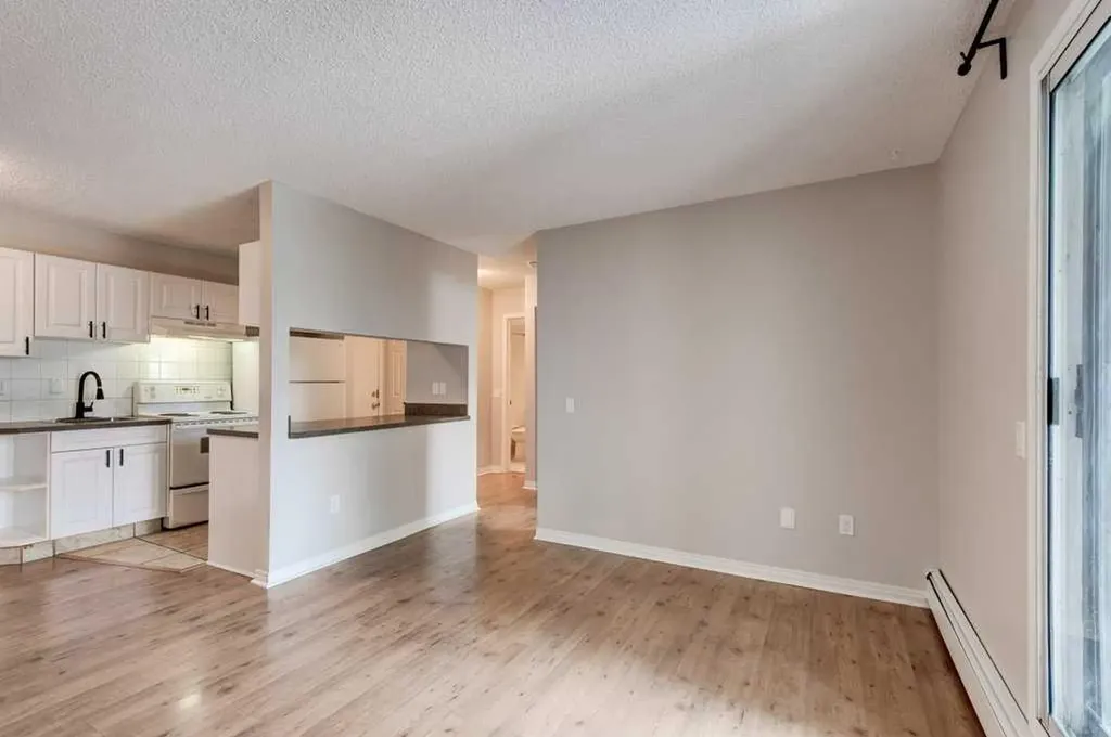 305 25 Avenue SW Calgary AB T2S 0L3