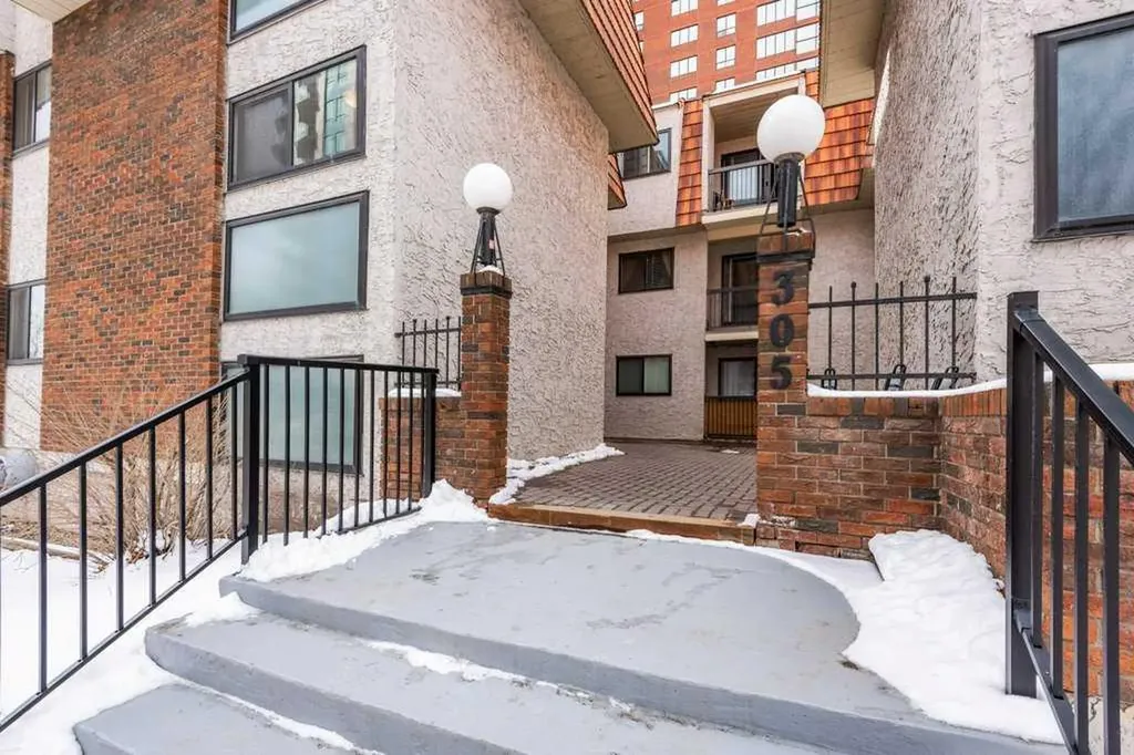 305 25 Avenue SW Calgary AB T2S 0L3
