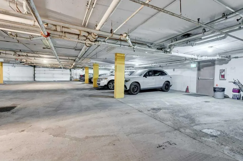 305 25 Avenue SW Calgary AB T2S 0L3