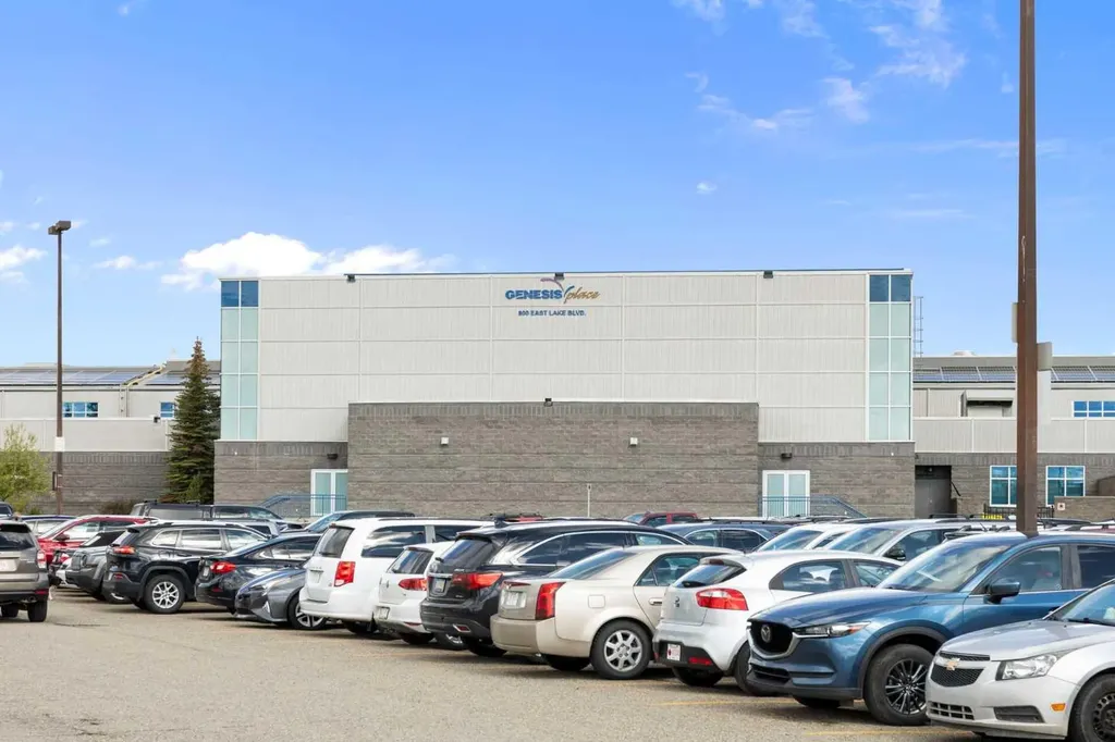 129 Big Springs Drive SE Airdrie AB T4A 1K3