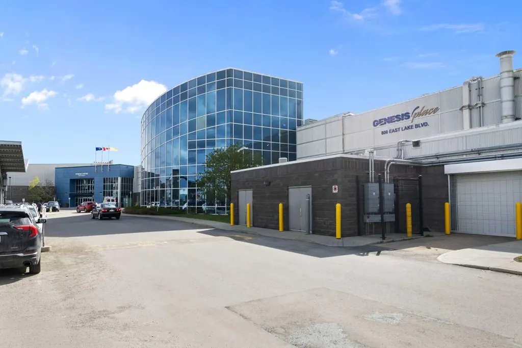 129 Big Springs Drive SE Airdrie AB T4A 1K3
