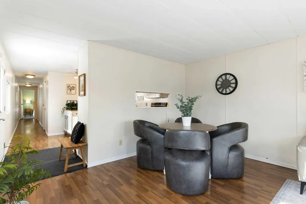 129 Big Springs Drive SE Airdrie AB T4A 1K3