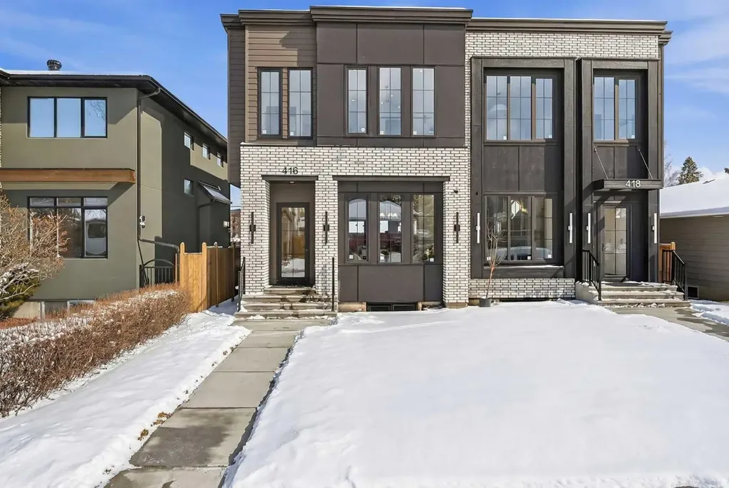 416 36 Street SW Calgary AB T3C 1P7