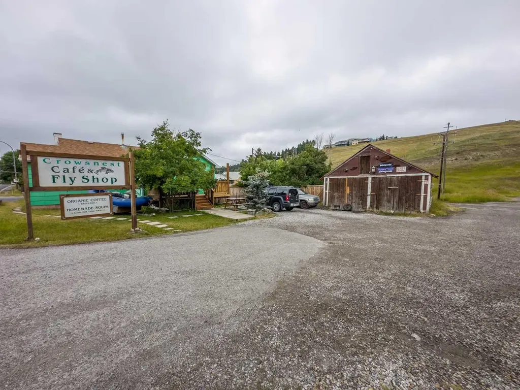 8301 20 Avenue Coleman AB T0K 0M0