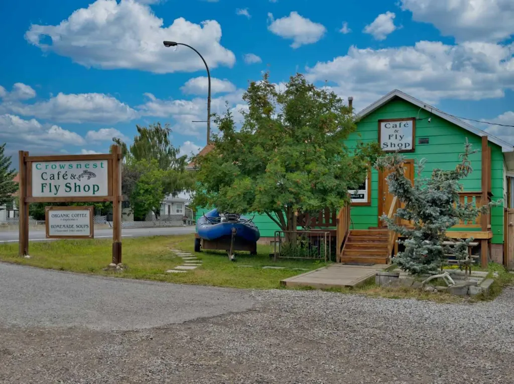 8301 20 Avenue Coleman AB T0K 0M0